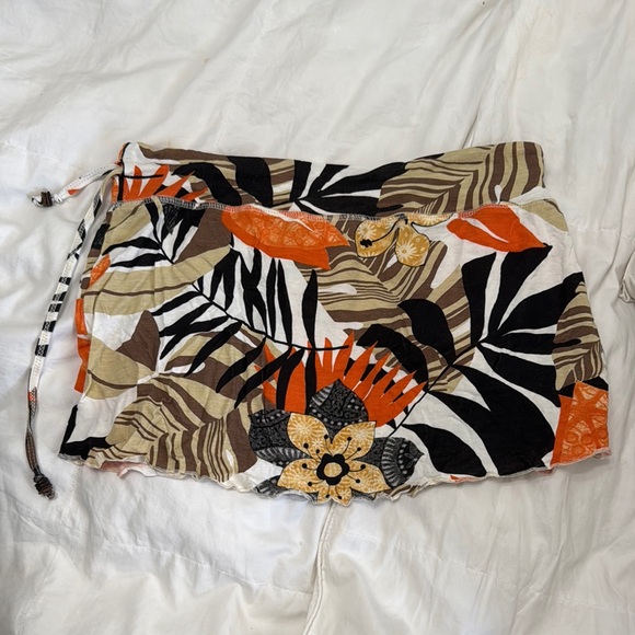 Mora Mini Skirt - Picture 2 of 3